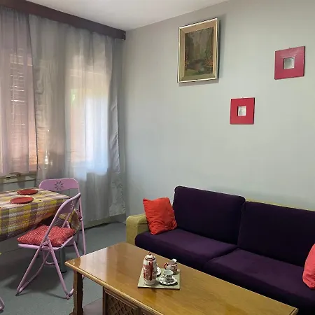 Touch Apartment *